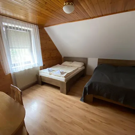 Encijan Apartments Log pod Mangartom Zewnętrze zdjęcie